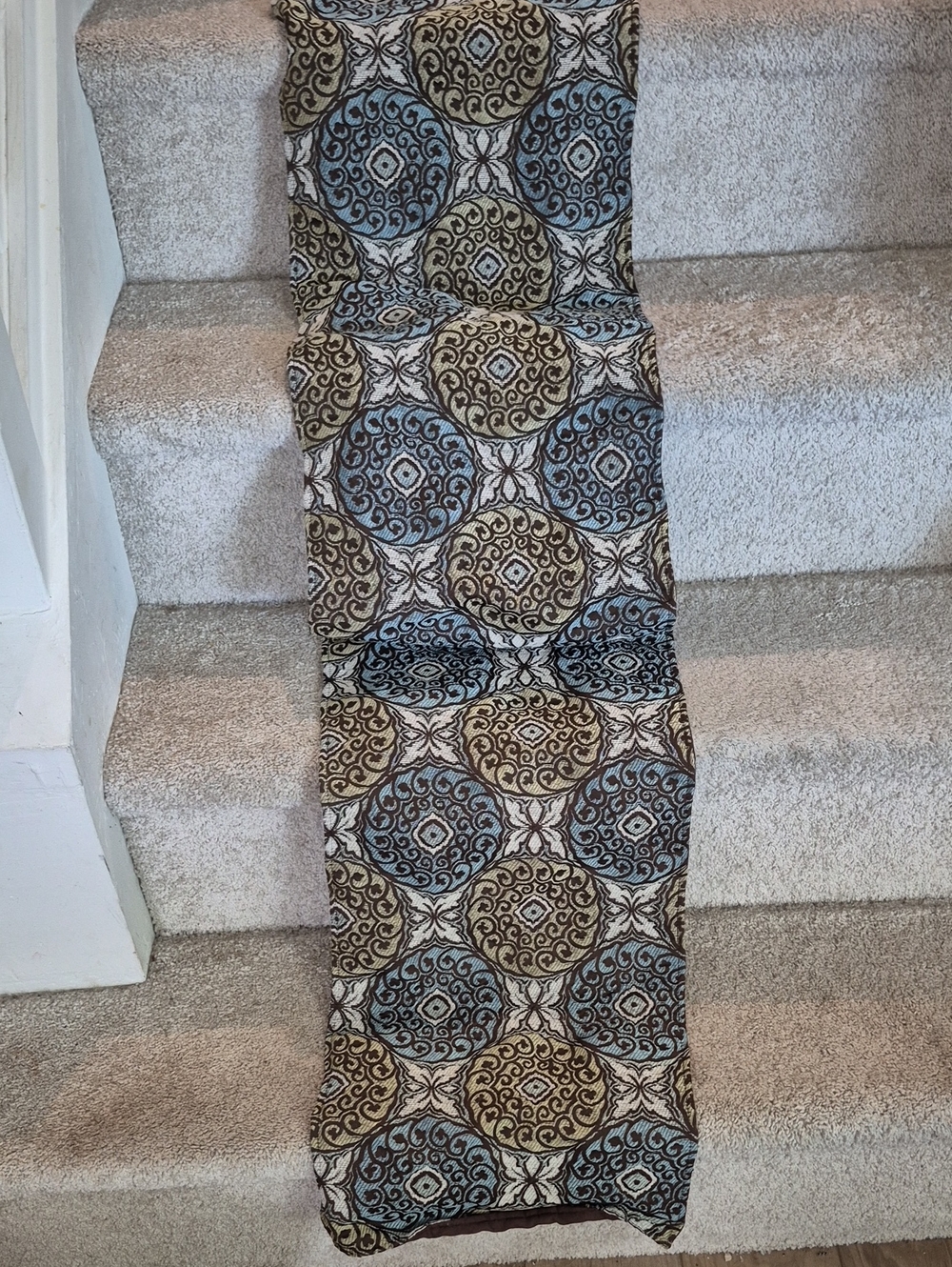 Long Geometric Medalion Pattern Table Runner 68x13